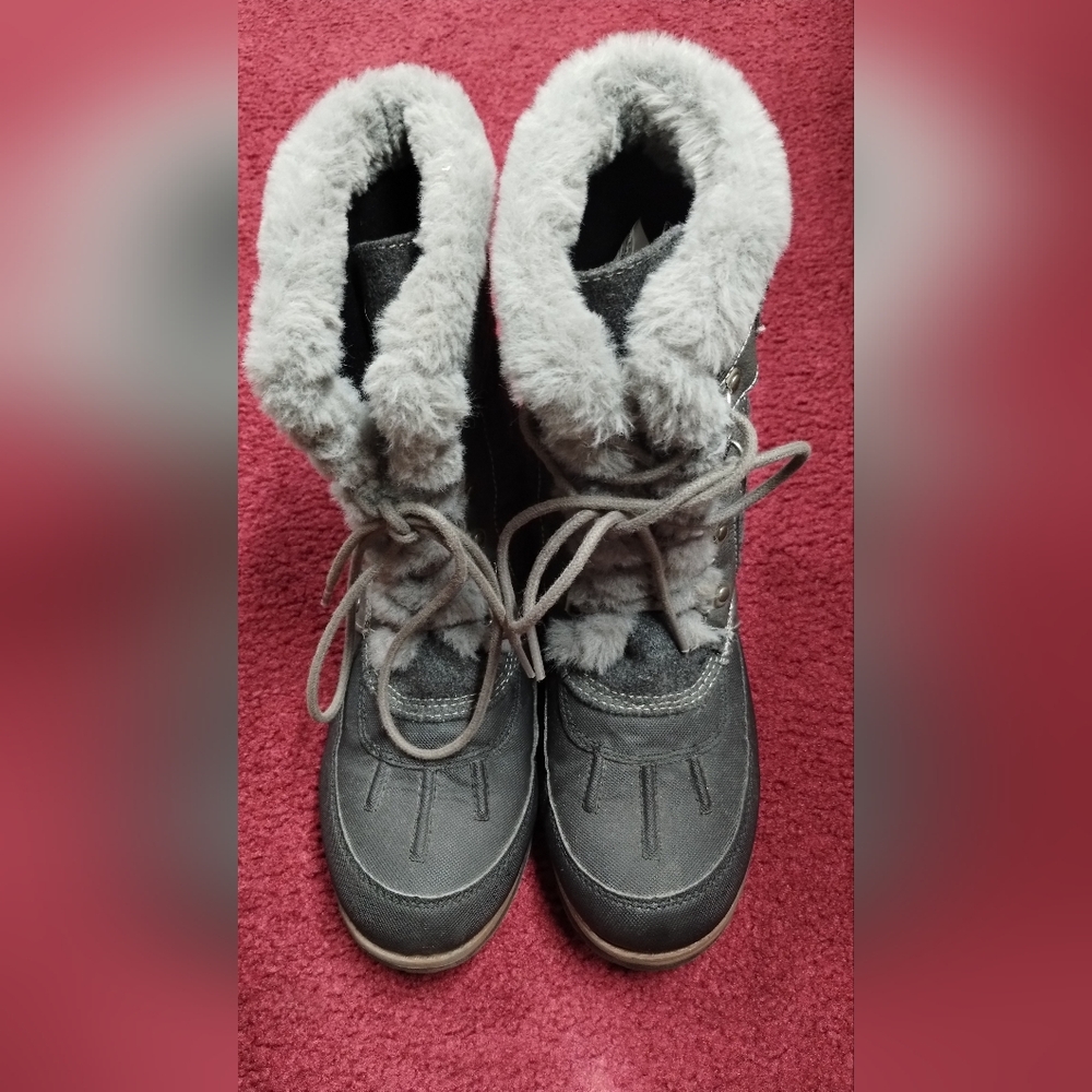 Women's Rock & Candy Winter Boots, Black with Faux Fur, Sz 8
